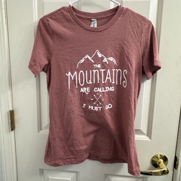 Thread Tank Pink Graphic T-Shirt with Mountain Design - Picture 1 of 4